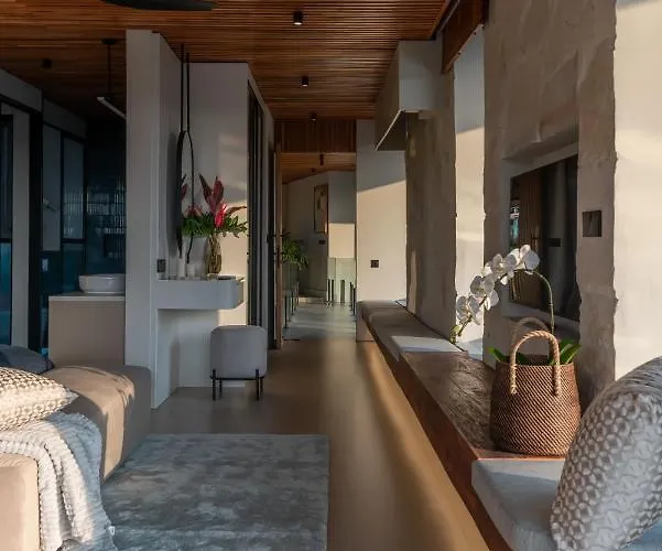 Coco Bay - Iconic 8br Tropical Next To The Canggu (Bali)