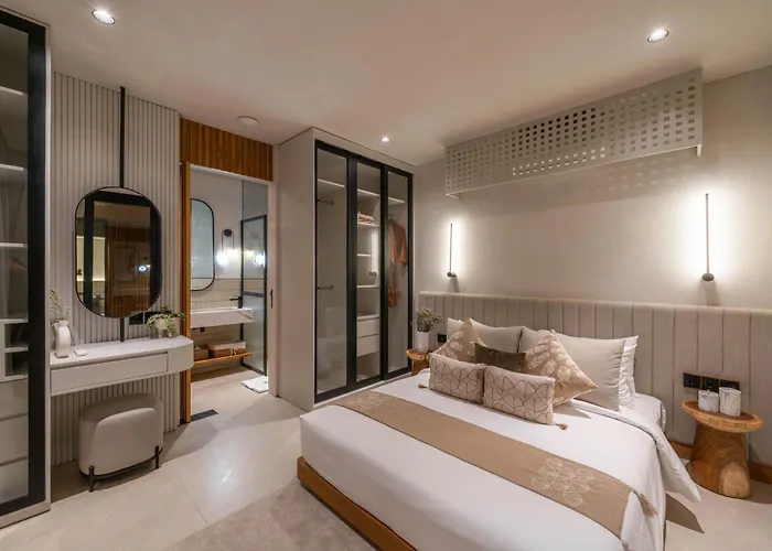 Coco Bay - Iconic 8br Tropical Next To The Canggu (Bali)